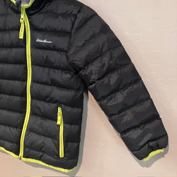 EDDIE BAUER Down Hooded Puffer Coat Boy's Black Green Reversible Size XS 5/6 - Picture 3 of 16